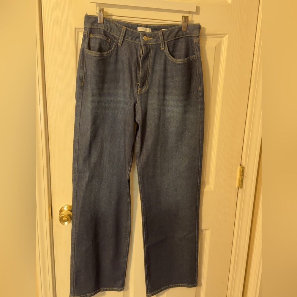 Forever 21 Blue Straight Jeans Classic Style